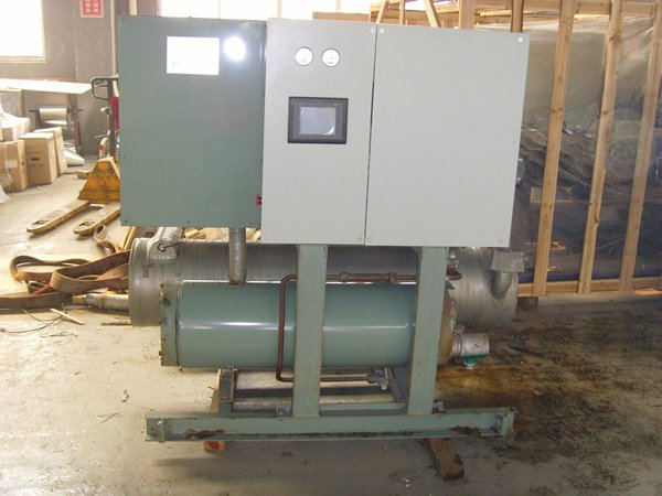 英州镇酒店中央空调不停机清洗方法介绍